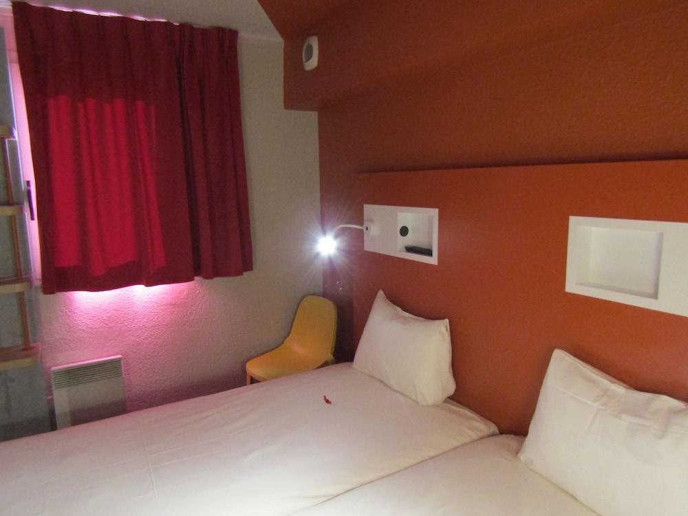 Ibis Budget Chilly-Mazarin Les Champarts Екстер'єр фото