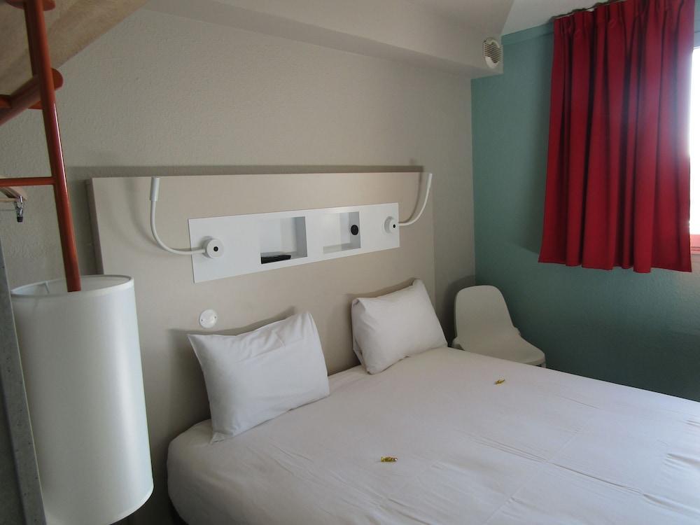 Ibis Budget Chilly-Mazarin Les Champarts Екстер'єр фото