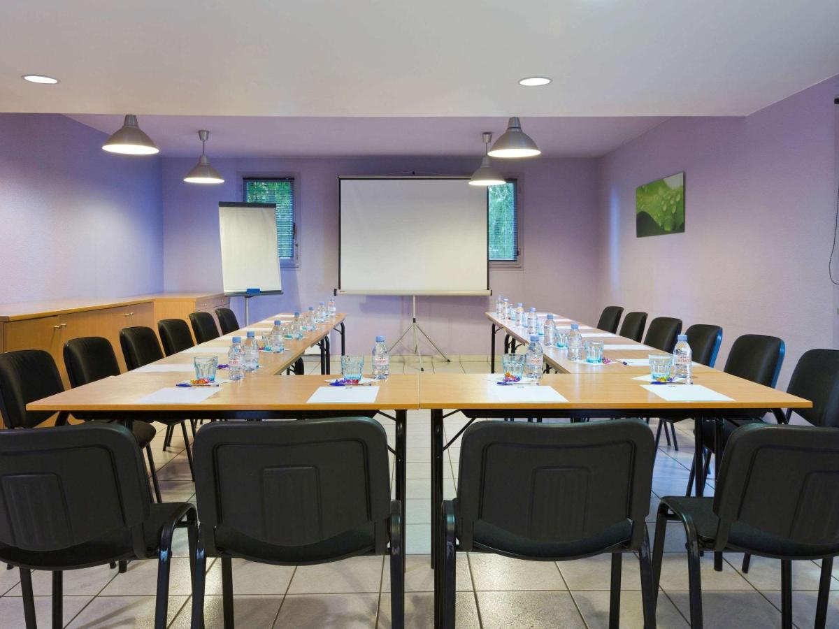 Ibis Budget Chilly-Mazarin Les Champarts Екстер'єр фото