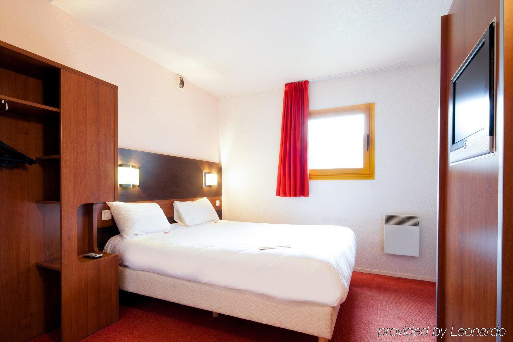 Ibis Budget Chilly-Mazarin Les Champarts Екстер'єр фото